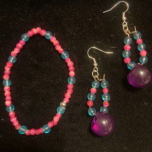 Handmade earrings and stretch bracelet